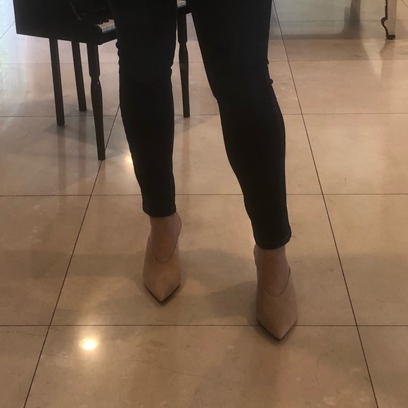 ❌SOLD❌ Prada suede mule heels size6 - Picture 7 of 7